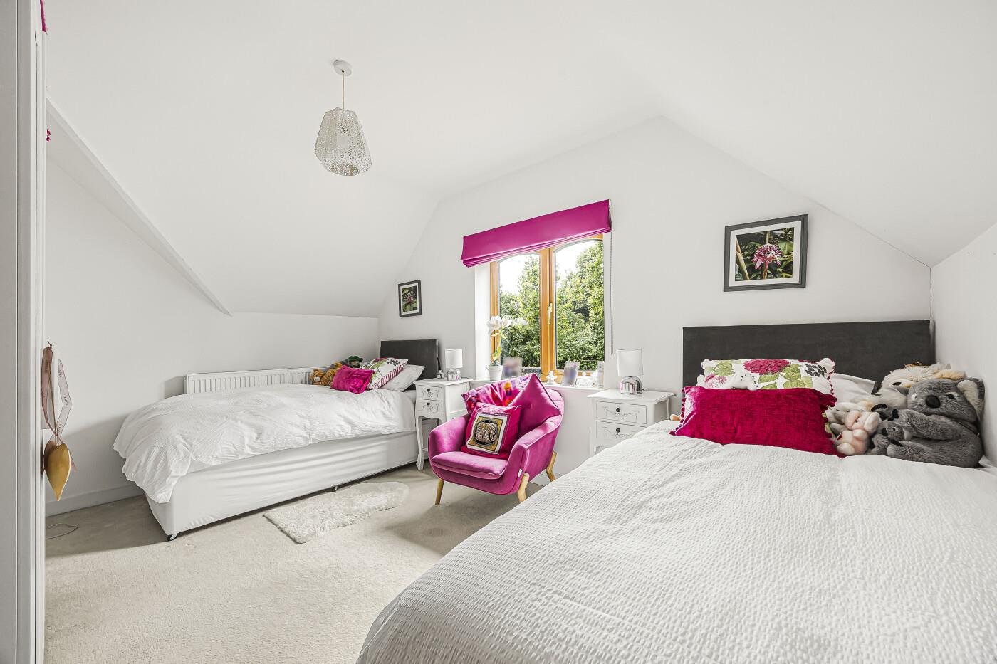 Skirmett, Henley-On-Thames